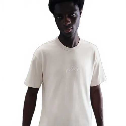 Camiseta Nike Sportswear Essential Masculina