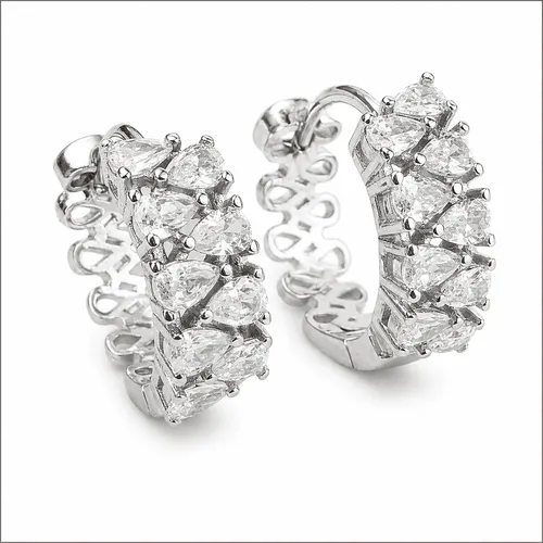 Brinco 1,5 cm Prata Argola com 18 Cristais Gota