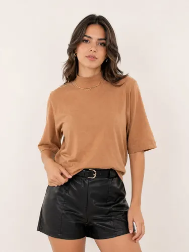 Camiseta Feminina T-shirt Aveloz Gola Alta e Manga 3/4 Caramelo