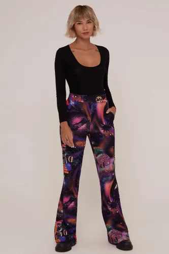 Calça Flare Estampa Multiverso