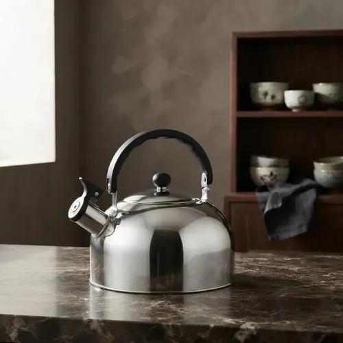 Chaleira com Apito 2 Litros Aço Inox em Casa Tem Resistente Cor Cinza