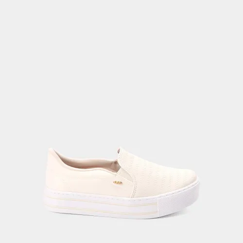 Slip On Feminino Via Marte Flatform Calce Fácil Texturizado Marfim