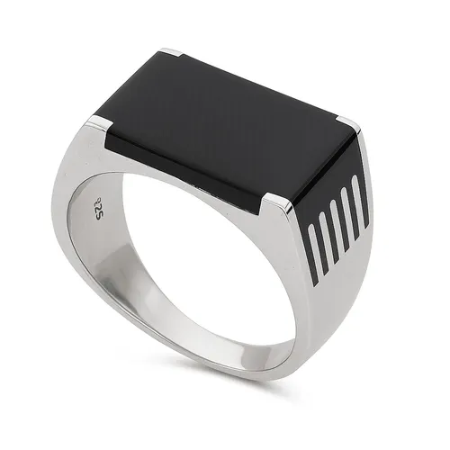 Anel Retangular 11 × 19 mm em Prata com Resina Preta