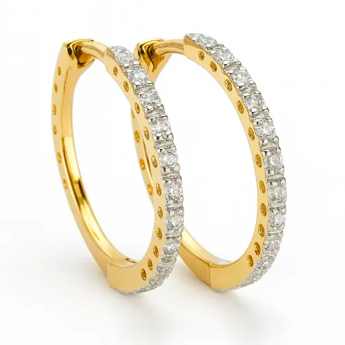 Brinco Argola de 1 cm em Ouro 18K com 22 Diamantes