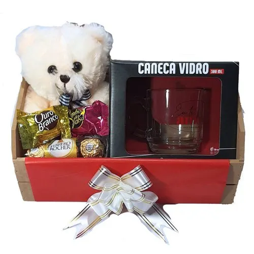 Cesta Namorada com Urso, Caneca Te Amo, Bombons