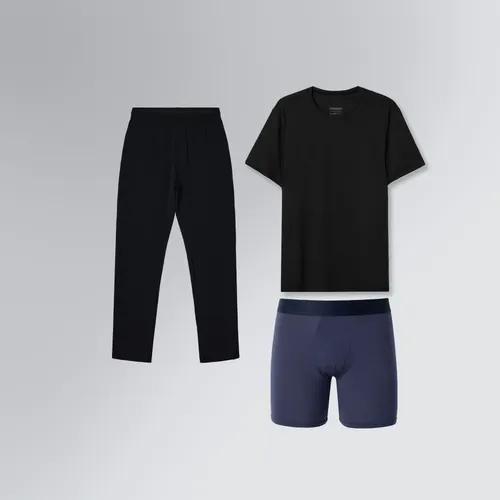 Conjunto Tech Essence Tech T-Shirt, Calça Futureform e Cueca Performance