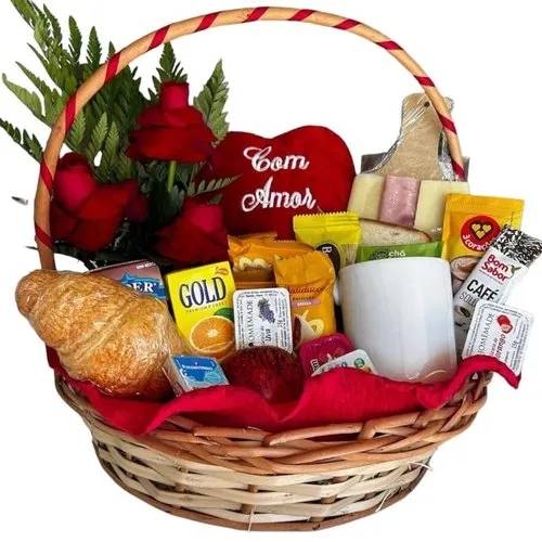 Cesta de Aniversário com Rosas Abertas