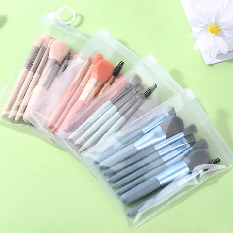 Mini conjunto de pincéis de maquiagem macios e fofos de 8 peças, perfeito para iniciantes de maquiagem, usado para base, blush e sombra para criar