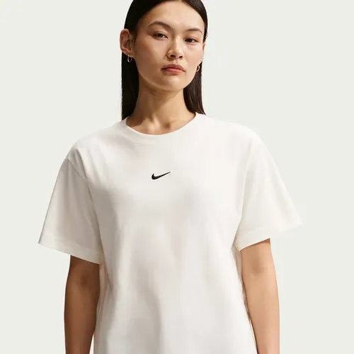 Camiseta Nike Sportswear Classic Oversized Feminina