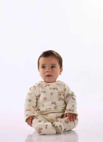 Macacão Bebê Unissex em Suedine Estampado com Pezinho Multicolor