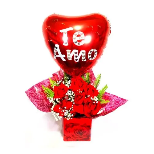 Arranjo de Rosas Vermelhas, com balão