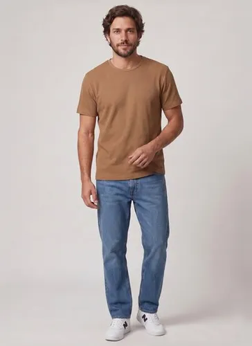 Camiseta Adulto Masculina em Malha Favinho (Marrom) Just Basic