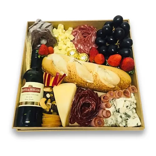 Tabua de Frios e Vinho Premium