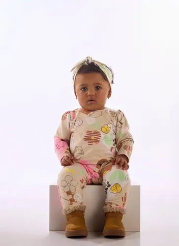 Macacão para Bebê Menina com Faixa de Cabelo Marrom