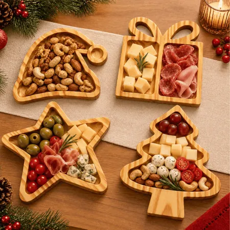 Petisqueira de Natal Madeira Pinus Tábua de Frios Mesa Posta Petiscos Gorro Presente Pinheiro Estrela