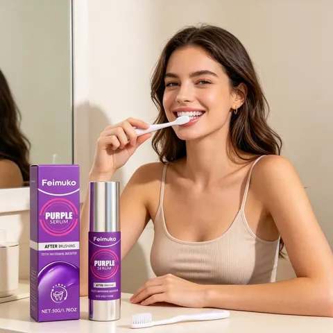 Pasta de dentes branqueadora Feimuko Purple, limpa suavemente os dentes, remove manchas, proporciona dentes brilhantes e um hálito fresco. 50g.