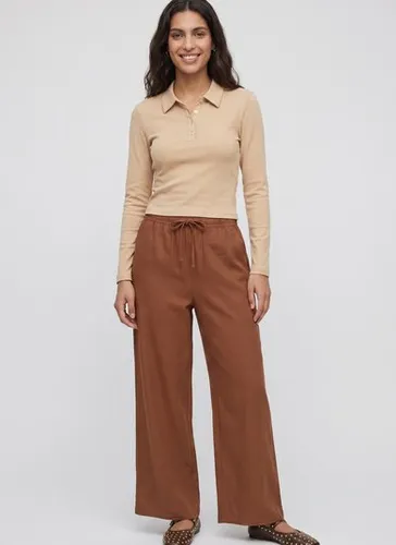 Blusa Feminina Manga Longa com Gola Polo (Bege) Just Basic
