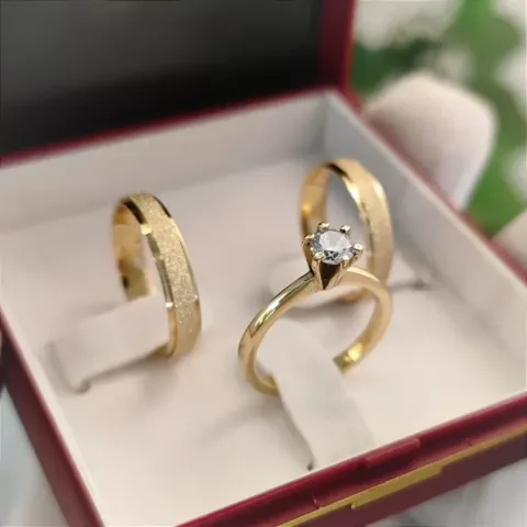 Par Alianças de Moedas Antigas 4mm R7 Diamantada + Anel Princesa