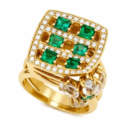 Anel Flor com Esmeralda, Cristal e 52 Pontos de Brilhantes em Ouro 18K