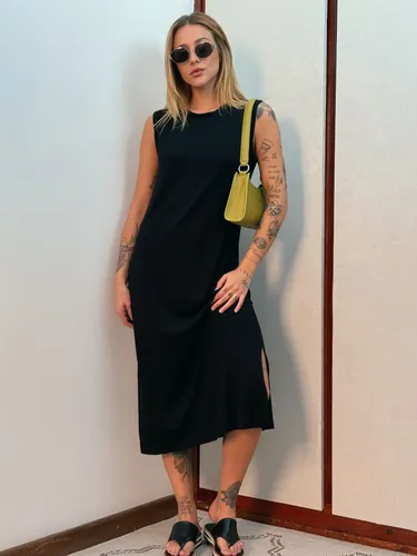Vestido Midi Regata de Malha com Fenda Lateral Feminino Aveloz Elegance-Preto