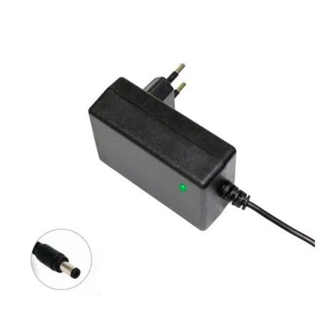 Fonte Chaveada 9V 2A 18W P4 5,5x2,1mm MXT Centro Negativo para Pedal e Teclado Bivolt 100-240V Cabo 1,10m