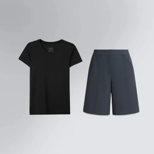 Kit Presente Versátil Feminino 1 Tech T-Shirt e 1 Bermuda Alfaiataria Kyoto