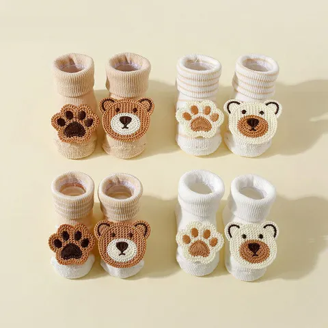 4 pares de meias fofas de urso de desenho animado para bebês, meias de algodão macio antiderrapantes para bebês de 0 a 12 meses, meninos e meninas recém-nascidas