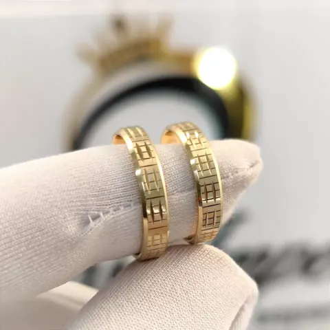 Par Alianças de Moedas Antigas Trabalhadas 4mm Mod. Requinte