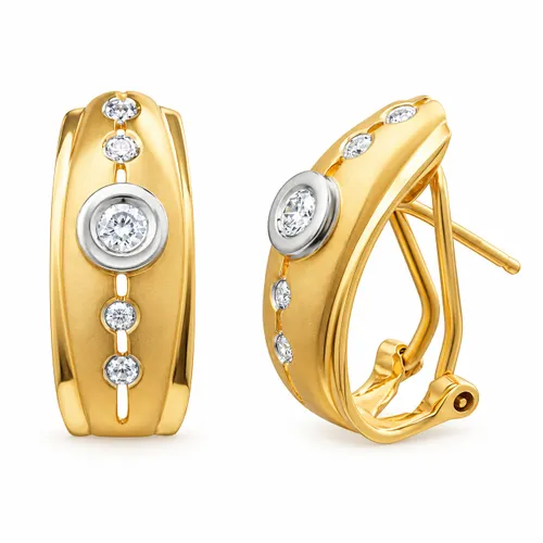 Brinco Meia Argola em Ouro 18k com Diamantes