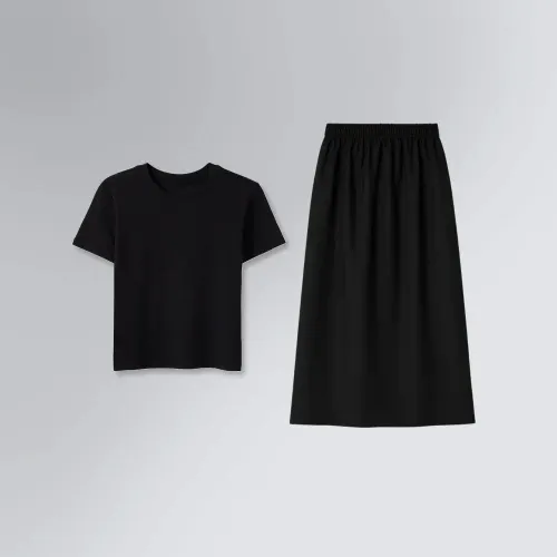 Kit Presente Elegante Feminino Maxi Saia NYIN + Blusa Skin Cropped