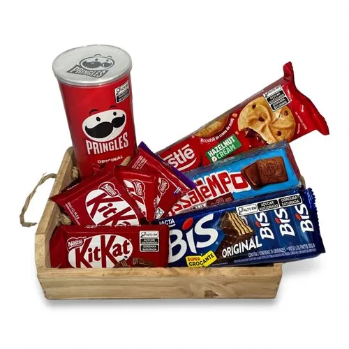 Cesta de Chocolates com Batata Pringles