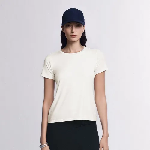 Tech T-Shirt Feminina - c+