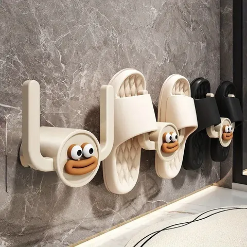 1pc dos desenhos animados chinelos gancho banheiro chinelo rack chuveiro organizador de armazenamento sapato titular drenagem para banheiros e quartos