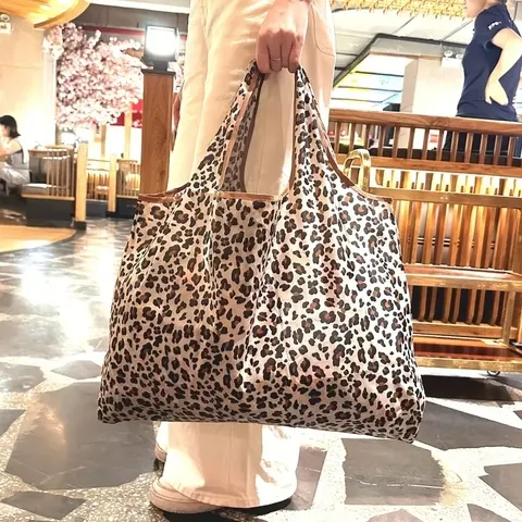 Bolsa de compras de mão com estampa de leopardo de grande capacidade Bolsa dobrável diária feminina