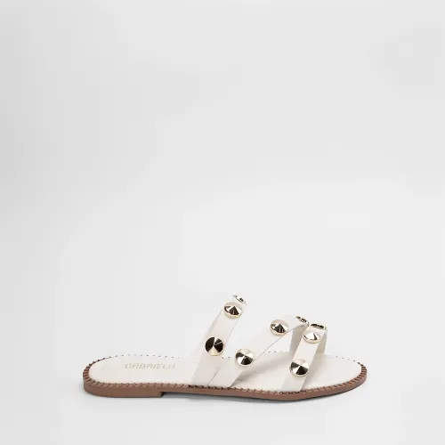 Rasteira Gabriela Feminina Multitiras Tachas Off White