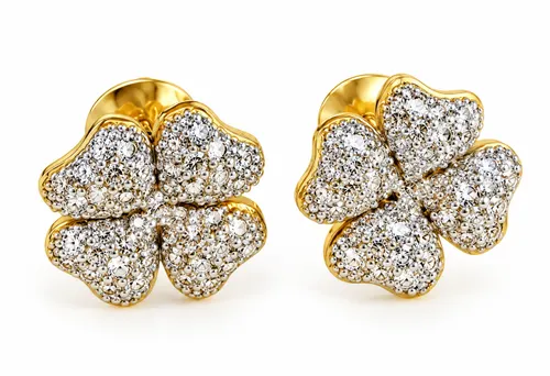 Brinco Trevo com Diamantes Cravejados em Ouro 18k