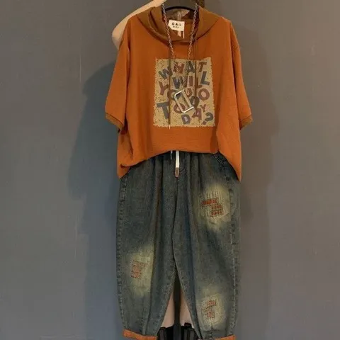 Conjunto de jeans vintage plus size, roupa feminina de duas peças, casual, calças jeans, camiseta com capuz, conjuntos de jeans estampados
