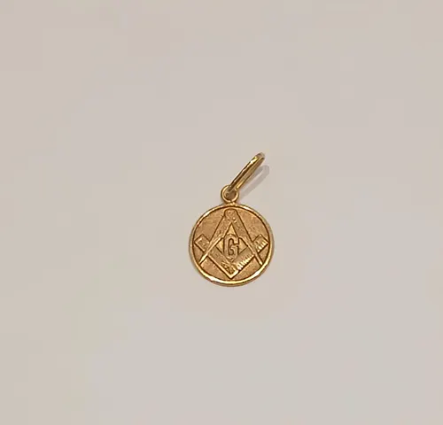 Pingente Maçom Red em Ouro 18K