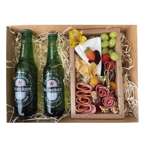 Cerveja e Tábua de Frios