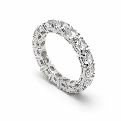 Anel Cravejado com 17 Zircônias de 4 mm em Prata 925