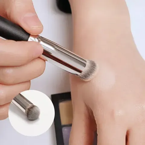 Pincel corretivo de base premium contorno blush pincéis impecável sob os olhos denso pincel de maquiagem facial para mistura