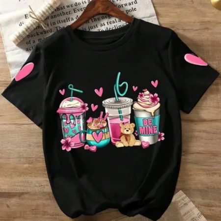 Camiseta Infantil Ursinho Milk Shake Camisa 100% Algodão Unissex Bubble Tea Kawaii Blusa Be Mine Coração Heart