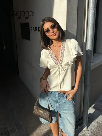 Ahagaga causal feminino topos sólido rendas-pescoço manga curta cetim fino botão regular eelgant streetwear camisetas femininas básicas