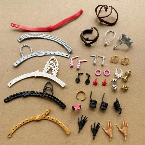 Acessórios para Bonecas de Monstros: Brincos, Colares, Pulseiras, Roupas, Vestidos, Saias, Leggings, Mãos e Braços de Substituição, Cauda de Formiga Alienígena
