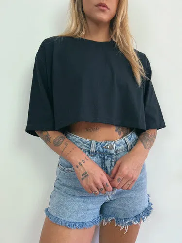 Camiseta Cropped Oversized Aveloz- Preta