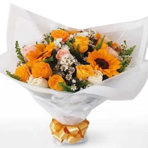 Buquê de Mix de Flores Amarelas