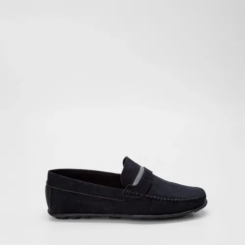 Mocassim Woche Recortes Camurça Preto