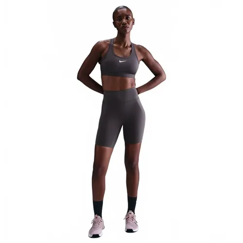 Shorts Nike Dri-FIT Universa 8" Feminino
