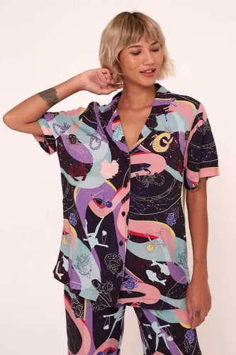 Camisa Pijama Manga Curta Estampa Zodíaco