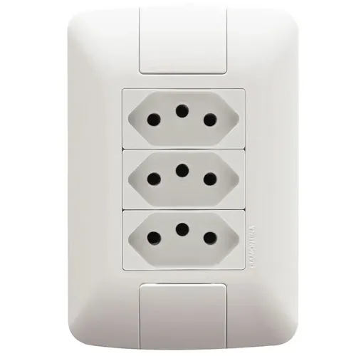 Conjunto de 3 Tomadas 2P+T Aria 10A Branco 250V Tramontina